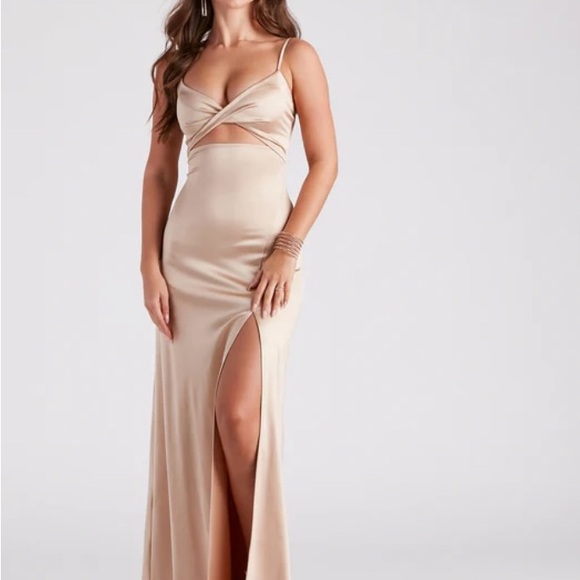 Bnwt Windsor dress - Picture 3 of 3